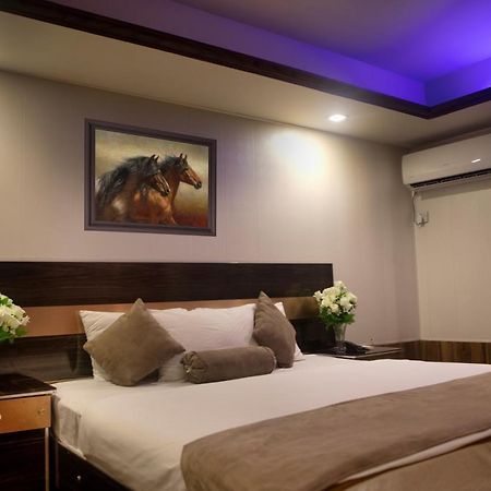 Hotel Marco Polo Lahore Exterior foto