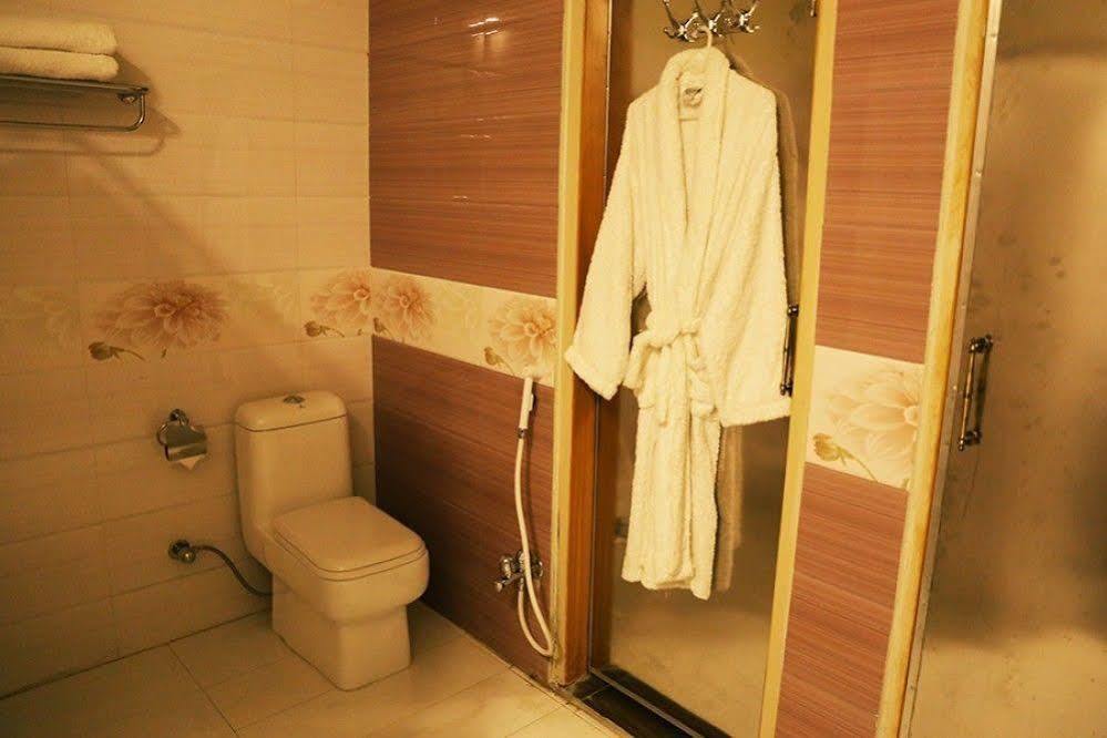 Hotel Marco Polo Lahore Exterior foto